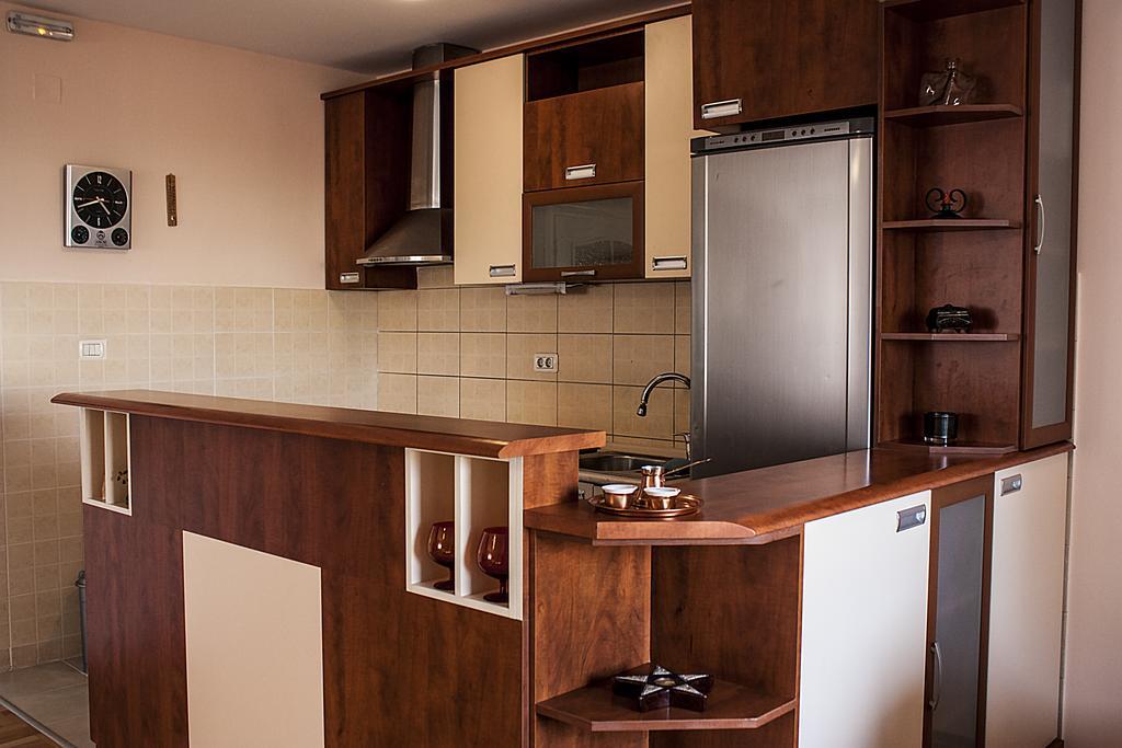 Apartments Skopje Downtown Екстер'єр фото